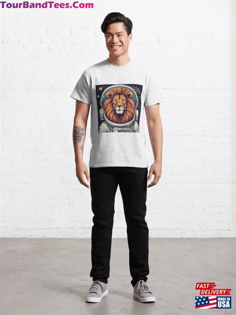 An Astronaut Lion Classic T-Shirt Hoodie 29Uf193809 – Utopia Fashion