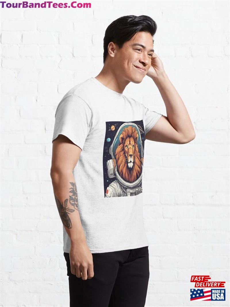 An Astronaut Lion Classic T-Shirt Hoodie 29Uf193809 – Utopia Fashion