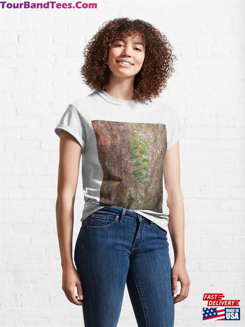 Climbing Vine Growing On Tree Classic T-Shirt Sweatshirt 29Uf192030 – Utopia Fashion