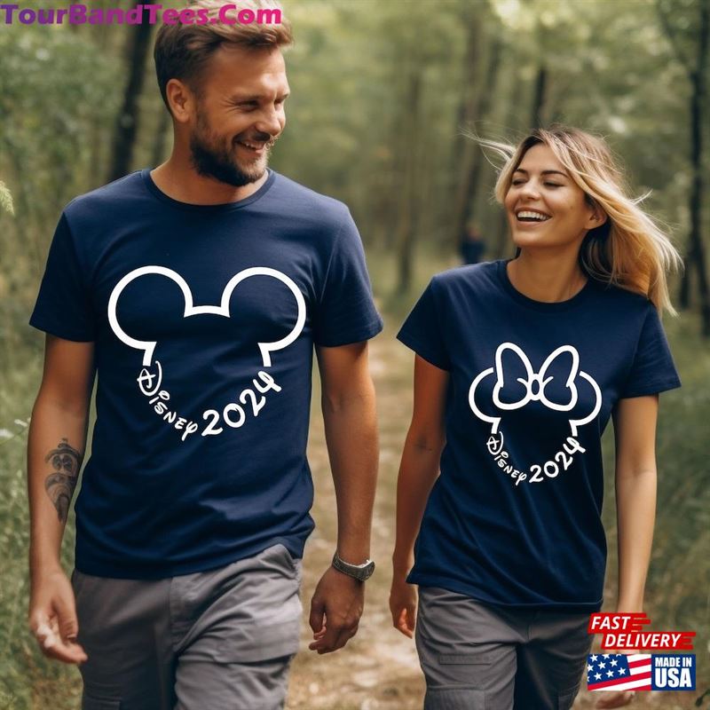 Comfort Colors Disney Shirt Mickey And Minnie Family Trip Sweatshirt Classic 29Uf192456 – Utopia Fashion