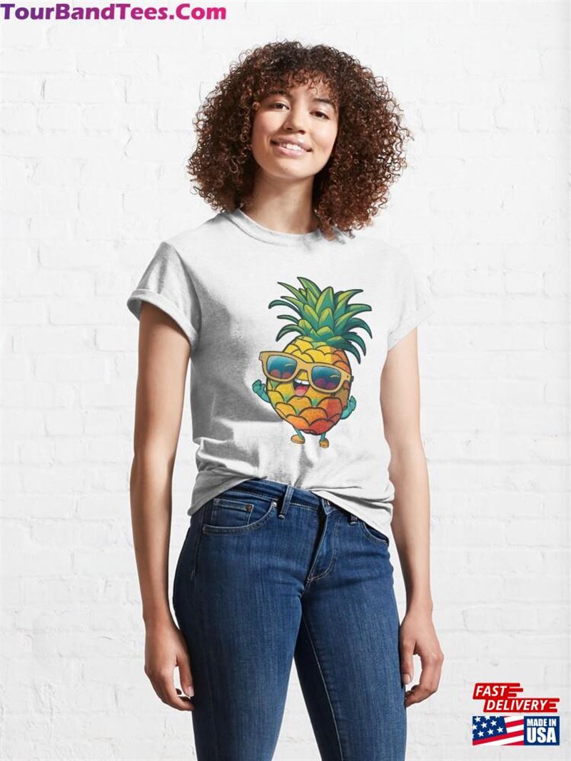 Cute Happy Dancing Pineapple Classic T-Shirt Hoodie Unisex 29Uf194109 – Utopia Fashion