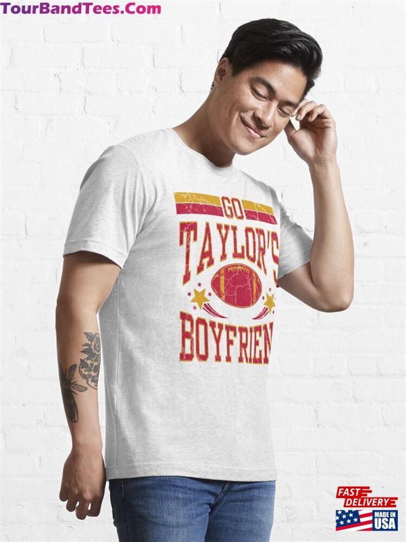 Go Taylor’S Boyfriend Football Essential T-Shirt Hoodie Unisex 29Uf212011 – Utopia Fashion