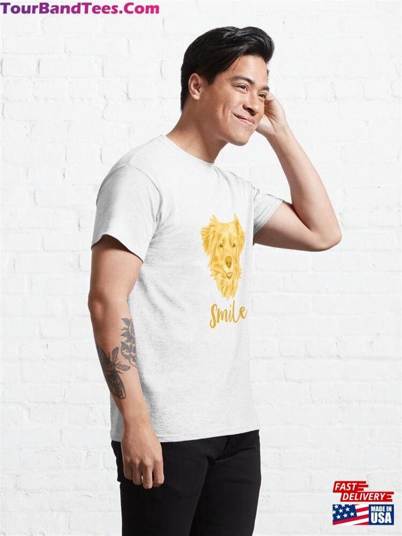 Golden Yellow Dog Joyful Smile White Background Classic T-Shirt Hoodie Sweatshirt 29Uf191570 – Utopia Fashion