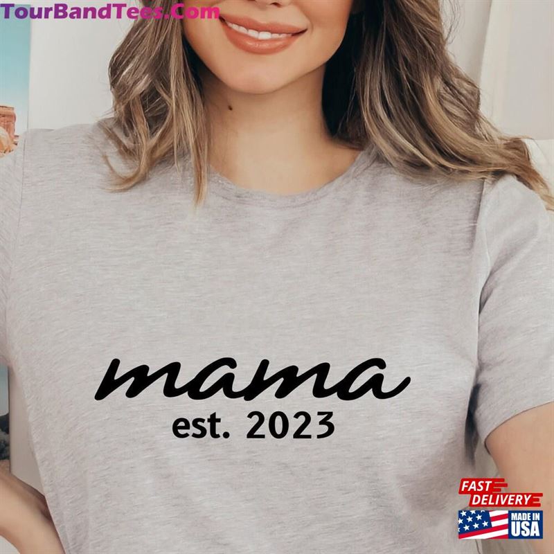 Mama Est Shirt New Mom Pregnancy T-Shirt Unisex Sweatshirt 29Uf201727 – Utopia Fashion