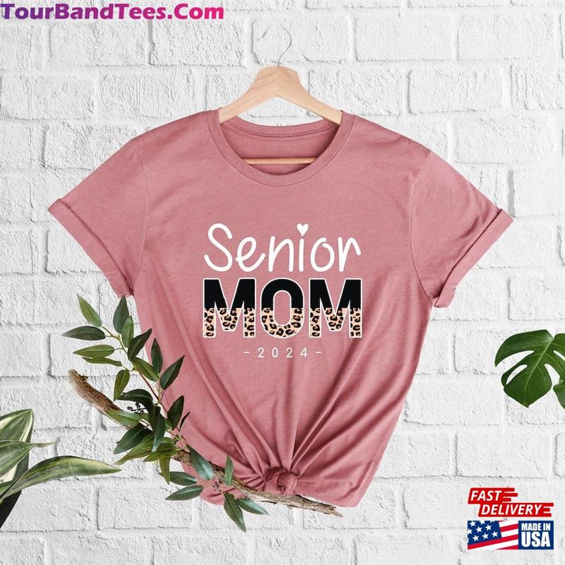 Senior Mom T-Shirt Graduate Tee Shirt End Of School Hoodie Unisex 29Uf192519 – Utopia Fashion