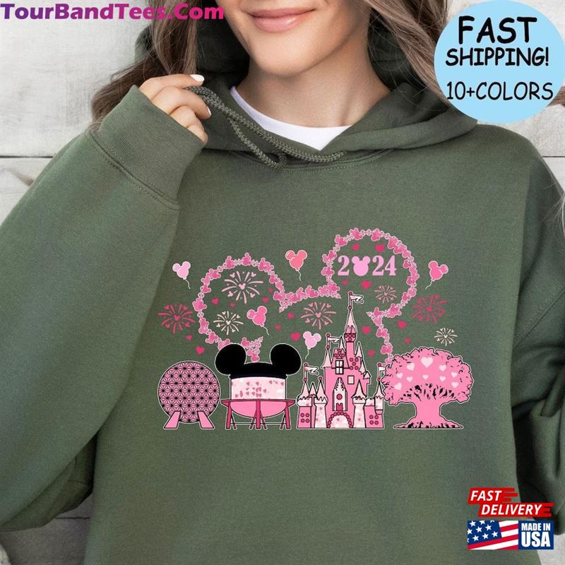 Valentine Day Epcot World Tour Sweatshirt Disney Valentines Matching Couple Hoodie Trip Shirt Classic 29Uf192838 – Utopia Fashion